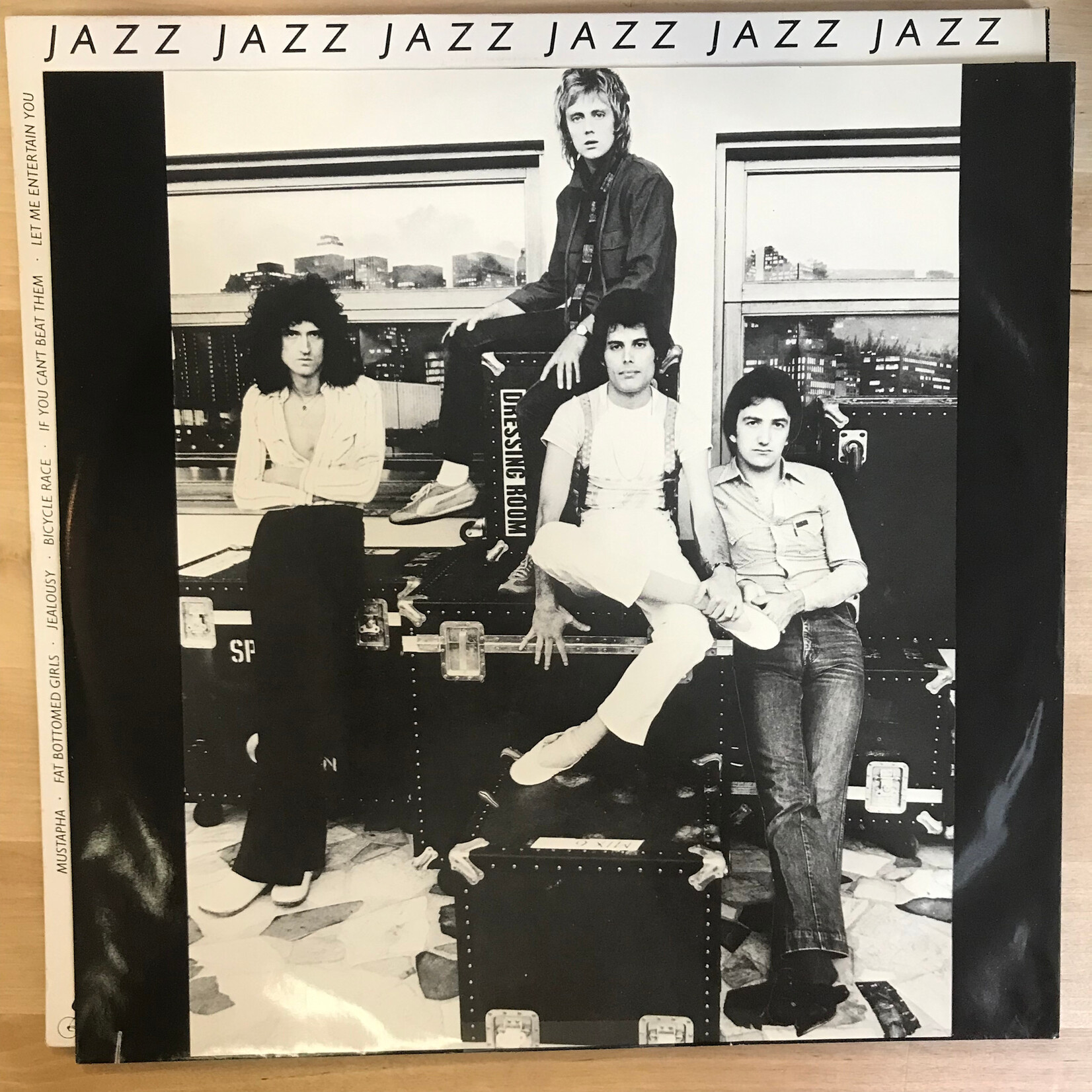 Queen - Jazz (w/ Poster) - 6E 166 - Vinyl LP (USED)
