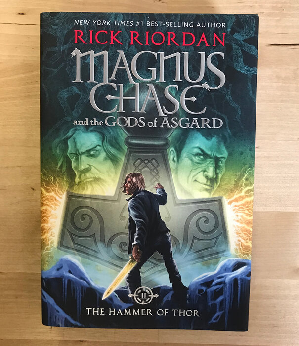 Rick Riordan - Magnus Chase Book 2: The Hammer Of Thor - Hardback (USED)