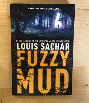Louis Sachar - Fuzzy Mud - Paperback (USED)