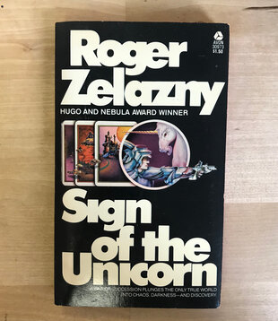 Roger Zelazny - Sign Of The Unicorn - Paperback MM (USED - 5DB)