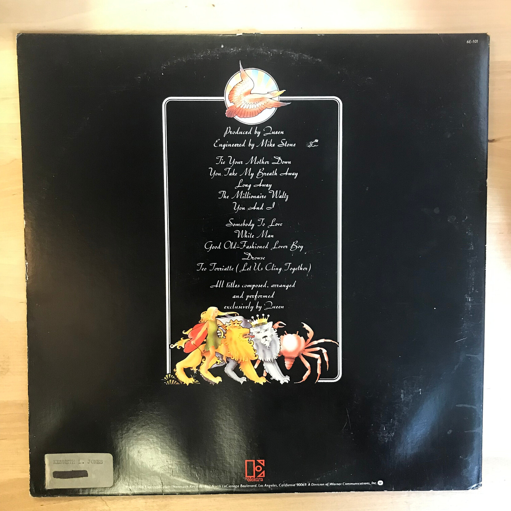 Queen - A Day At The Races - 6E 101 - Vinyl LP (USED)