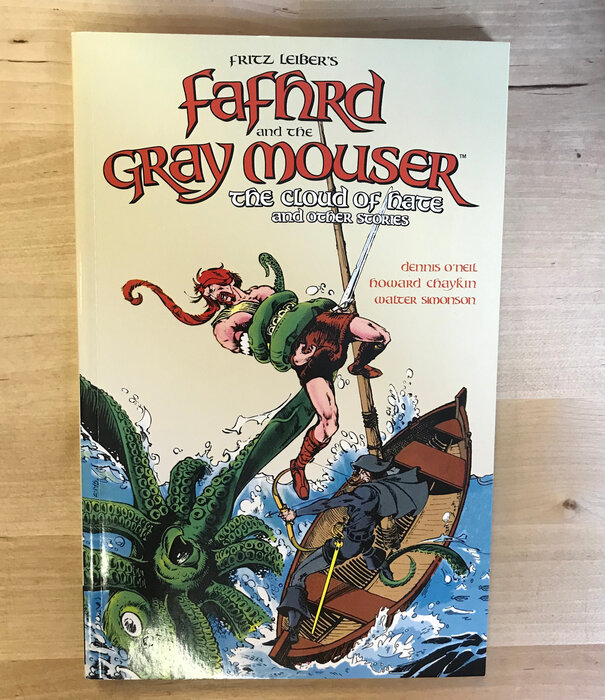 Fafhrd And The Grey Mouser - The Cloud Of Hate - Paperback (USED)