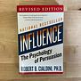 Robert B. Cialdini - Influence - Paperback (USED)