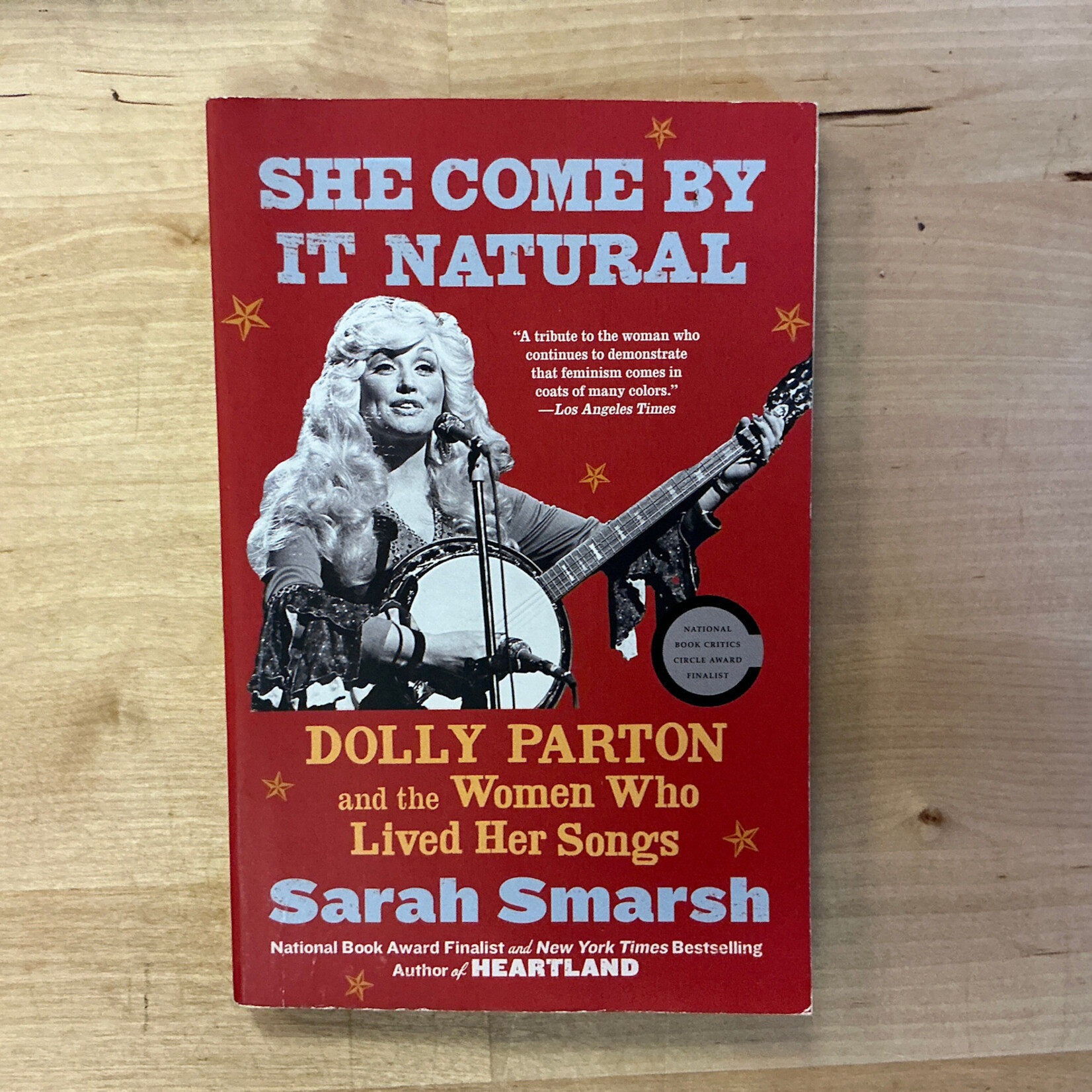Sarah Smarsh - She Comes By It Natural - Paperback (USED)