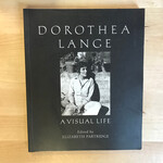 Elizabeth Partridge (Editor) - Dorothea Lange: A Visual Life - Hardback (USED)
