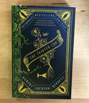 Robert Jackson Bennett - The Tainted Cup - Paperback (NEW)