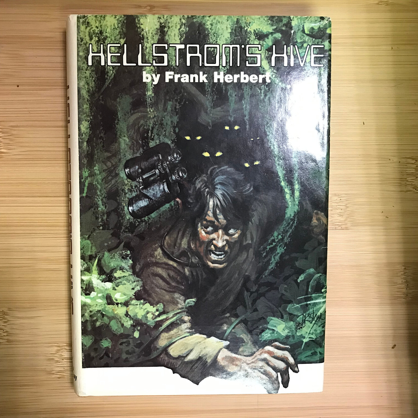 Frank Herbert - Hellstrom’s Hive - Hardback (USED - 5DB)