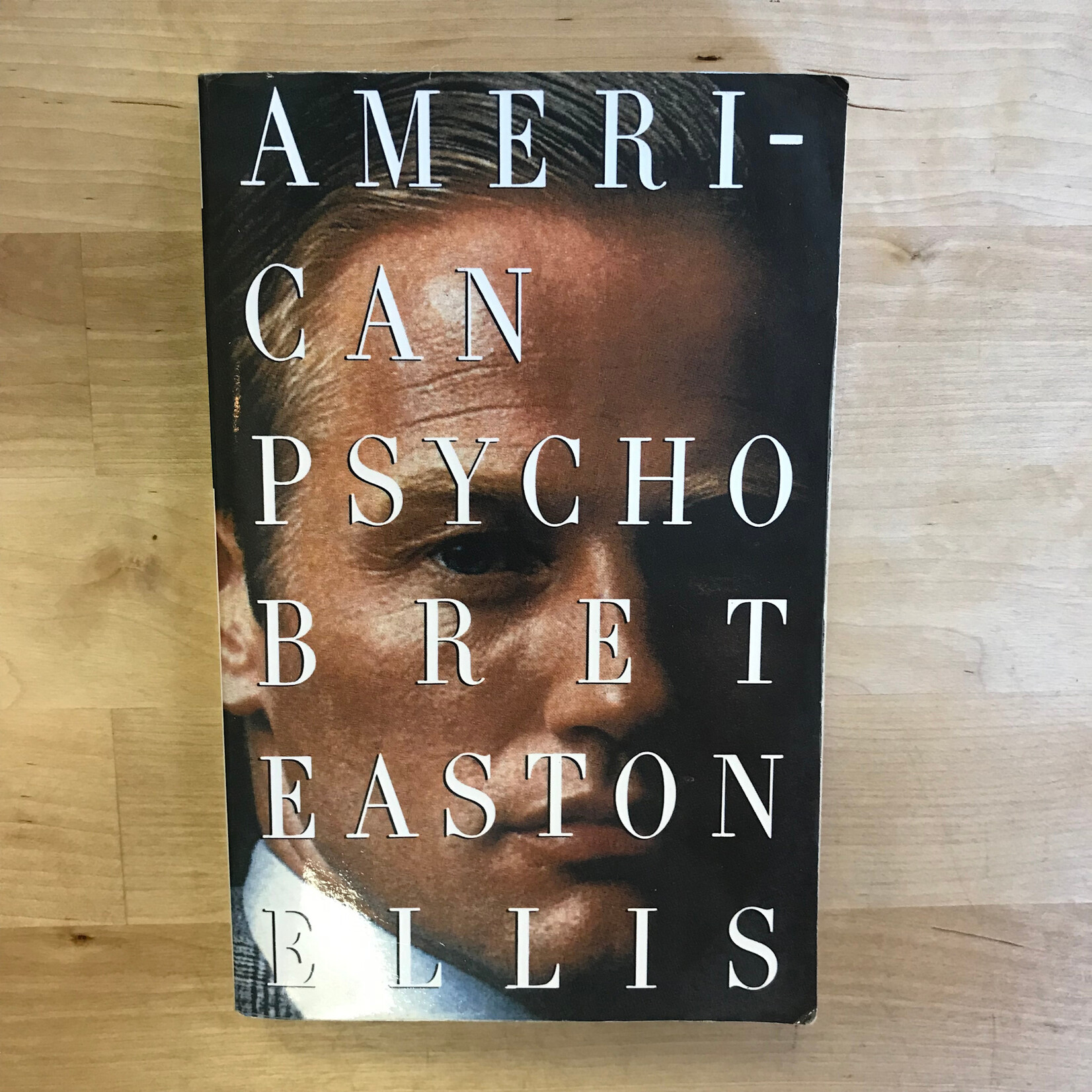 Brett Easton Ellis - American Psycho - Paperback (USED)