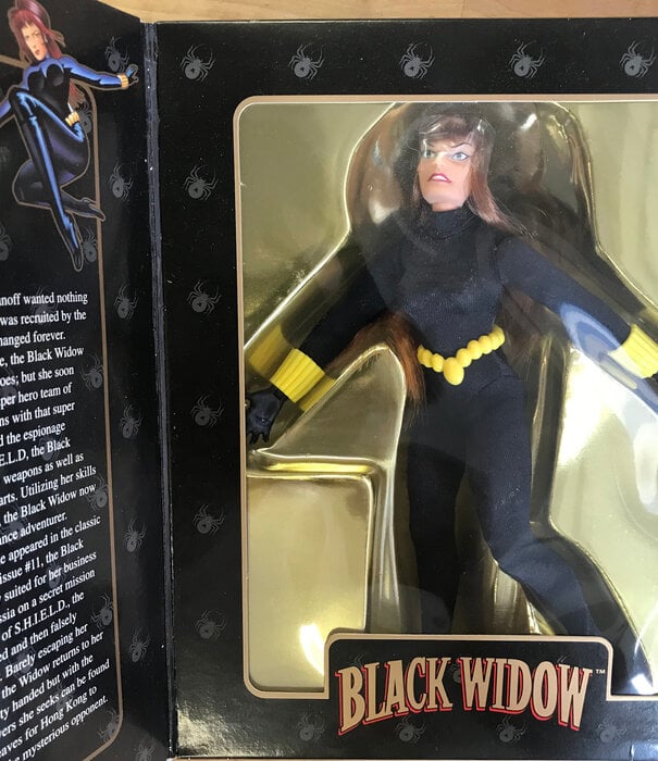 Famous Covers Series - Black Widow (1998) - Action Figures (VINTAGE)