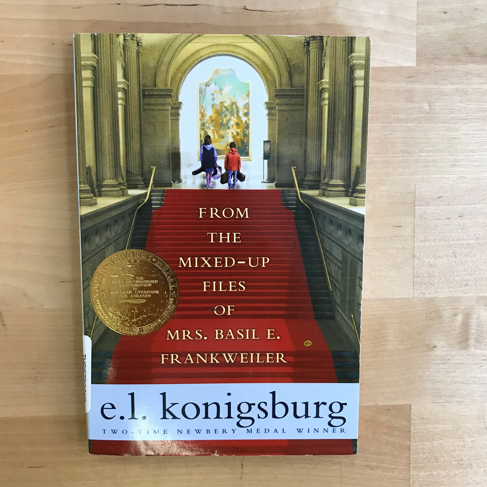 E.L. Konigsburg - From The Mixed-Up Files Of Basil E. Frankweiler - Paperback (USED)