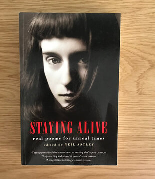 Neil Astley (Editor) - Staying Alive - Paperback (USED)