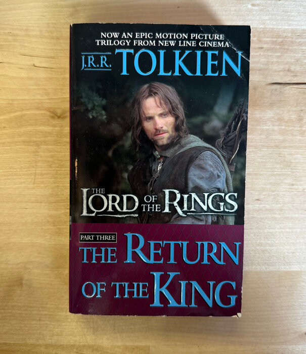 J.R.R. Tolkien - Lord Of The Rings Book Three: The Return Of The King - Paperback MM (USED)