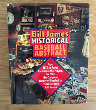 Bill James - The Bill James Historical Baseball Abstract - Hardback (USED)