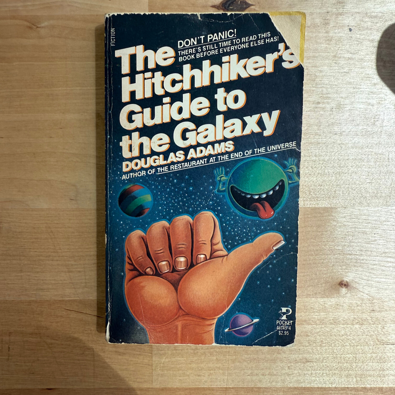 Douglas Adams - The Hitchhiker's Guide To The Galaxy - Paperback MM (USED)