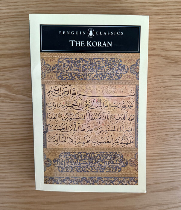 N.J. Dawood (Translator) - The Koran - Paperback MM (USED)