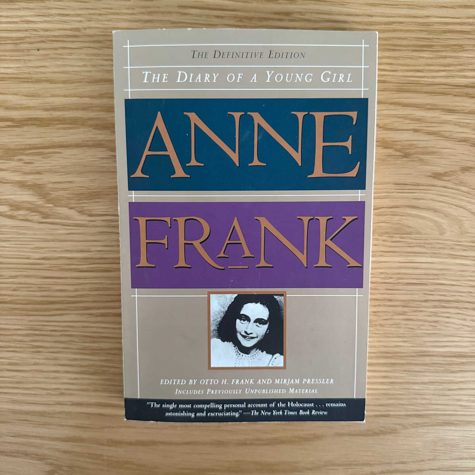 Anne Frank - The Diary Of A Young Girl - Paperback (USED)