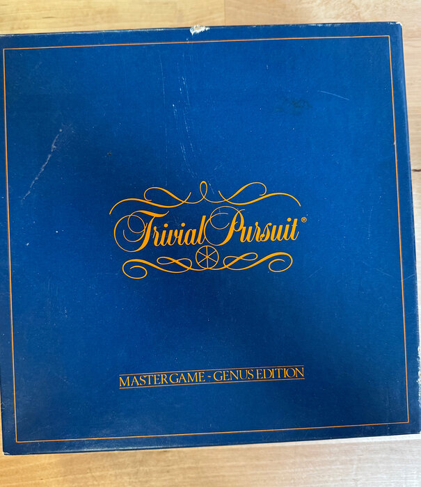 Trivial Pursuit - Genus Edition - Board Game (USED)