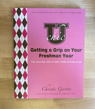 Christie Garton - U Chic: Getting A Grip - Paperback (USED)