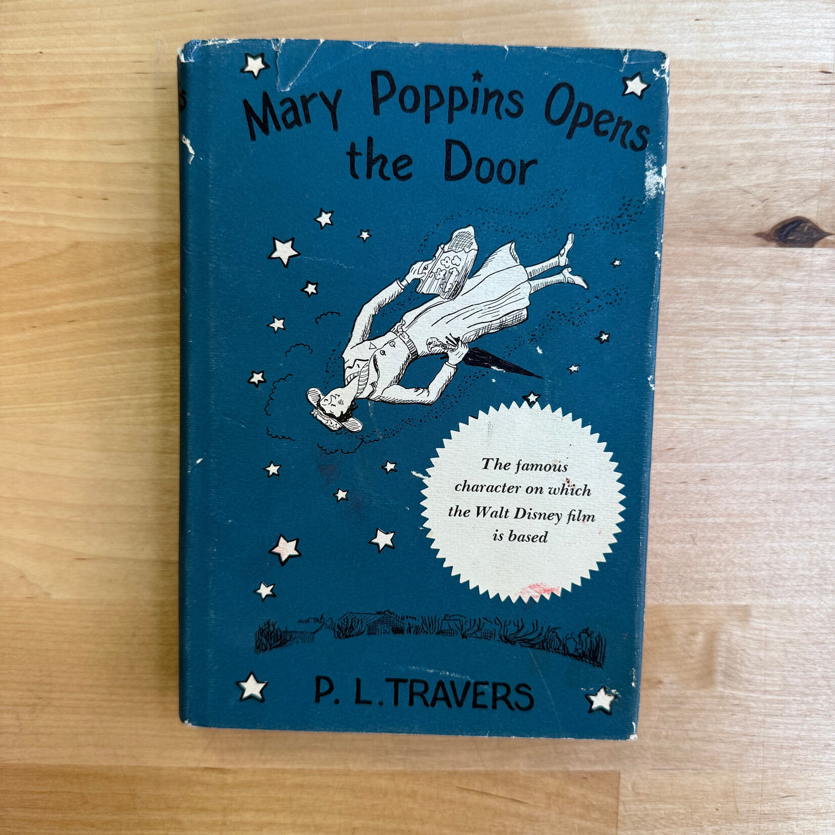 P.L. Travers - Mary Poppins Opens The Door (Movie Tie-In) - Hardback (USED)