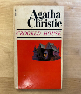 Agatha Christie - Crooked House - Paperback MM (USED)