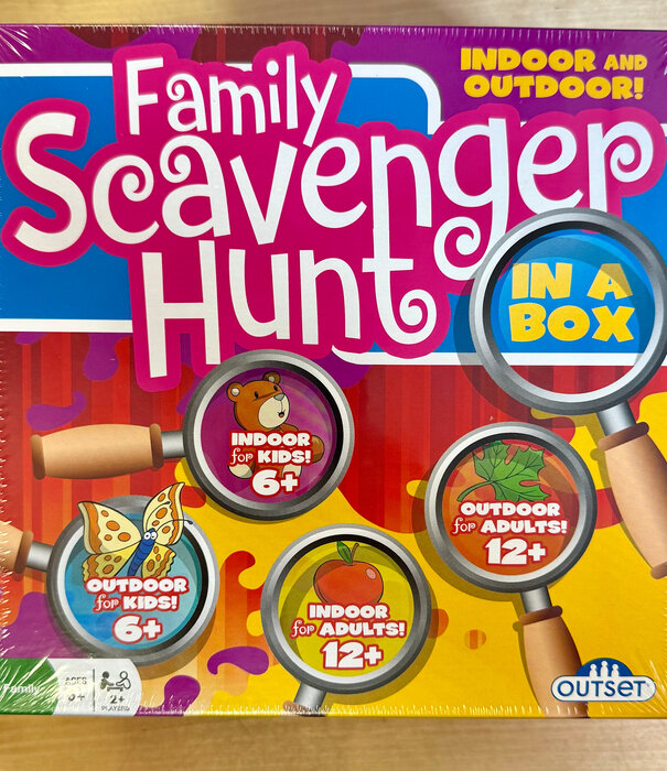 Family Scavenger Hunt - Board Game (NEW)