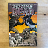 Walking Dead - Volume 27: The Whisperer War - Paperback (USED)