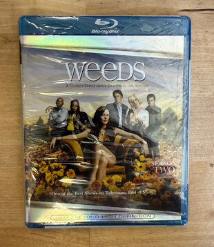 Weeds - Season Two - Blu-Ray (USED)