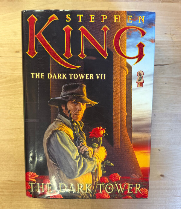 Stephen King - The Dark Tower VII: The Dark Tower - Hardback (USED)