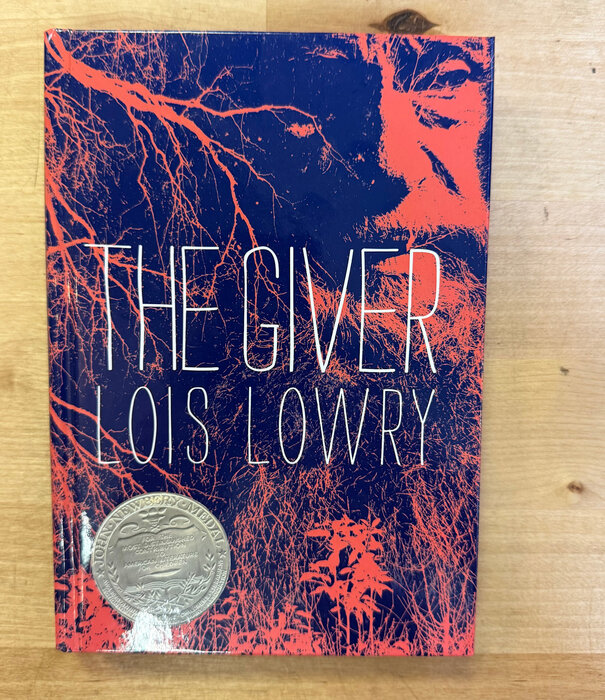 Lois Lowry - The Giver - Hardback (USED)