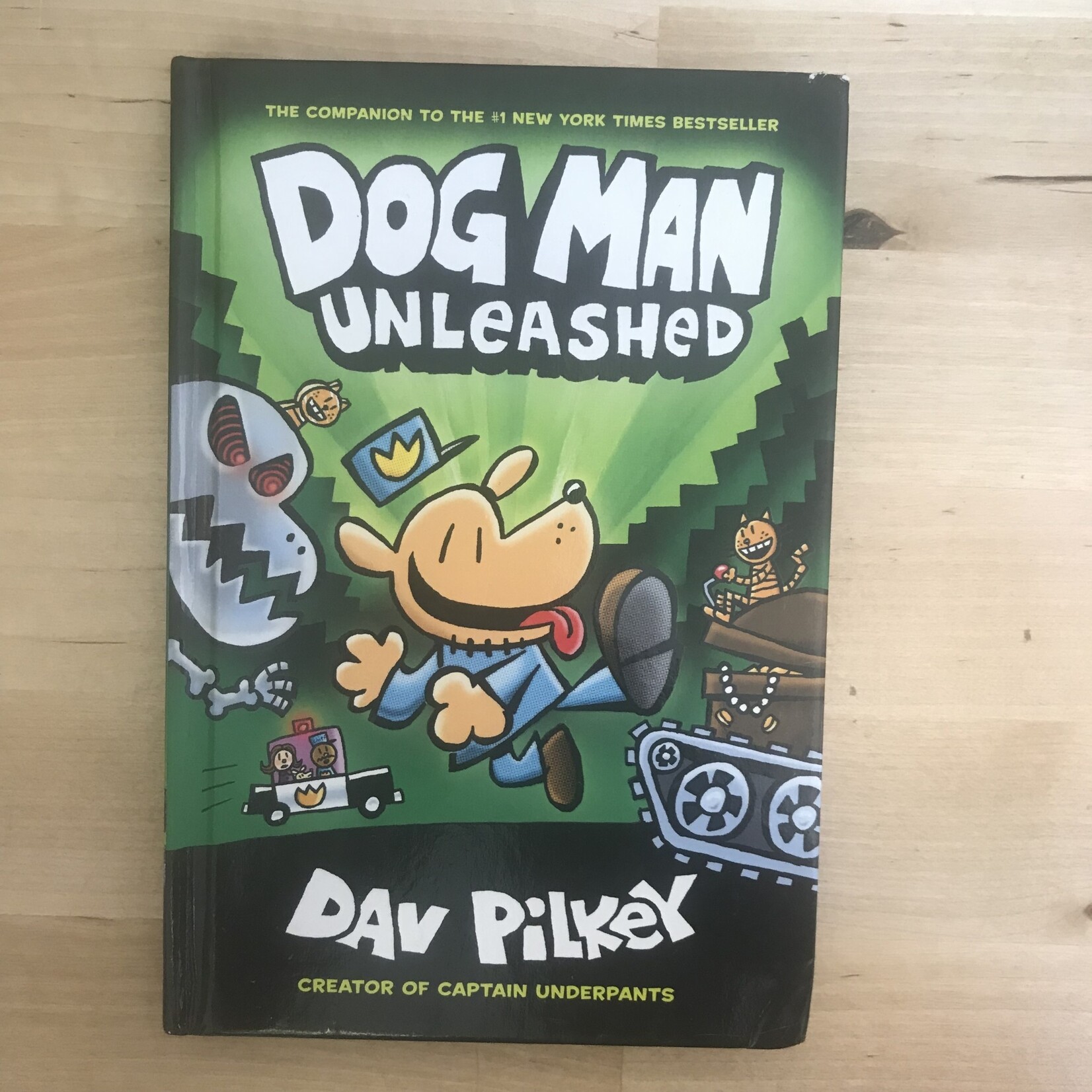 Dav Pilkey - Dog Man: Unleashed - Hardback (USED)