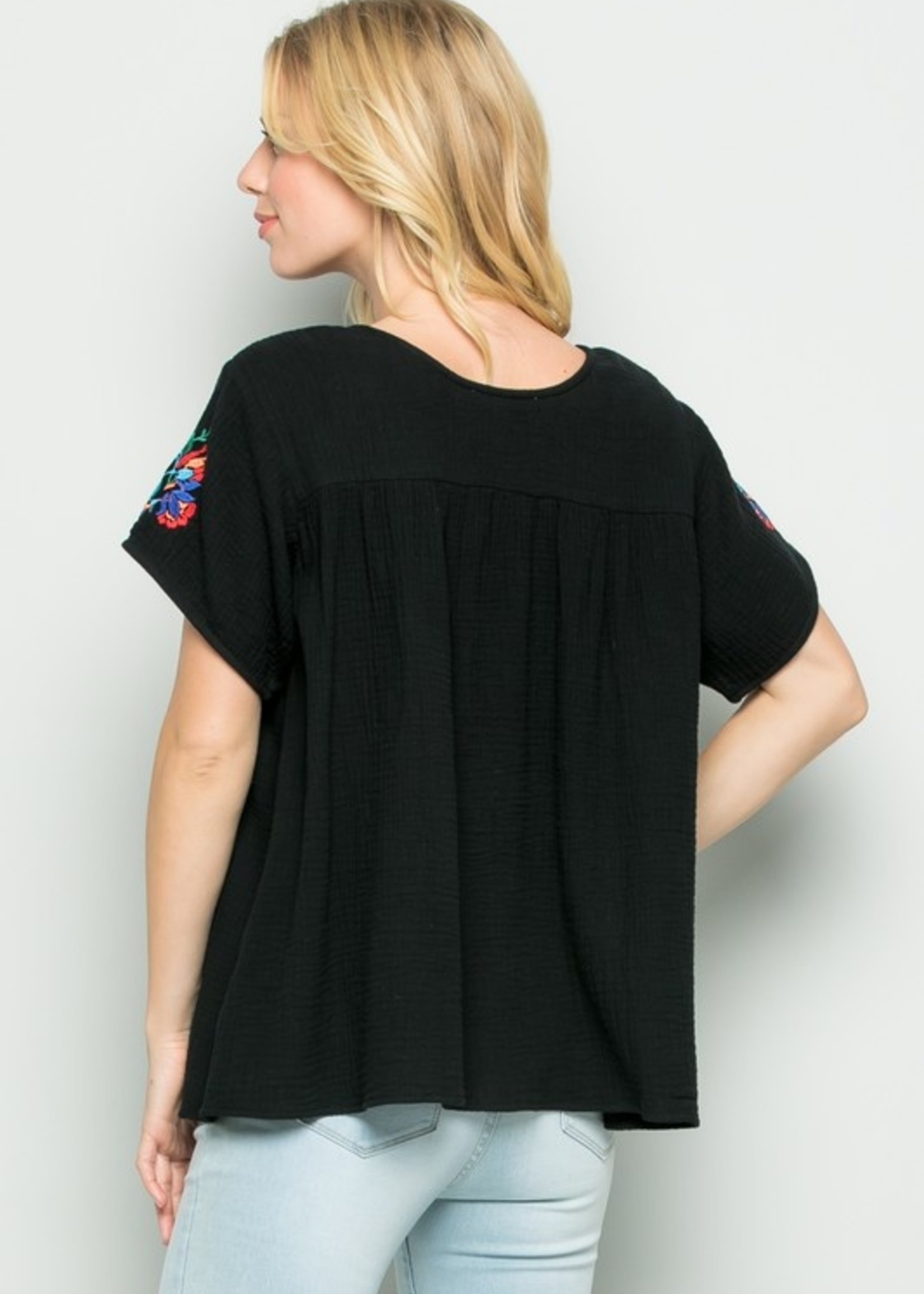 Floral Embroidery Top - Black