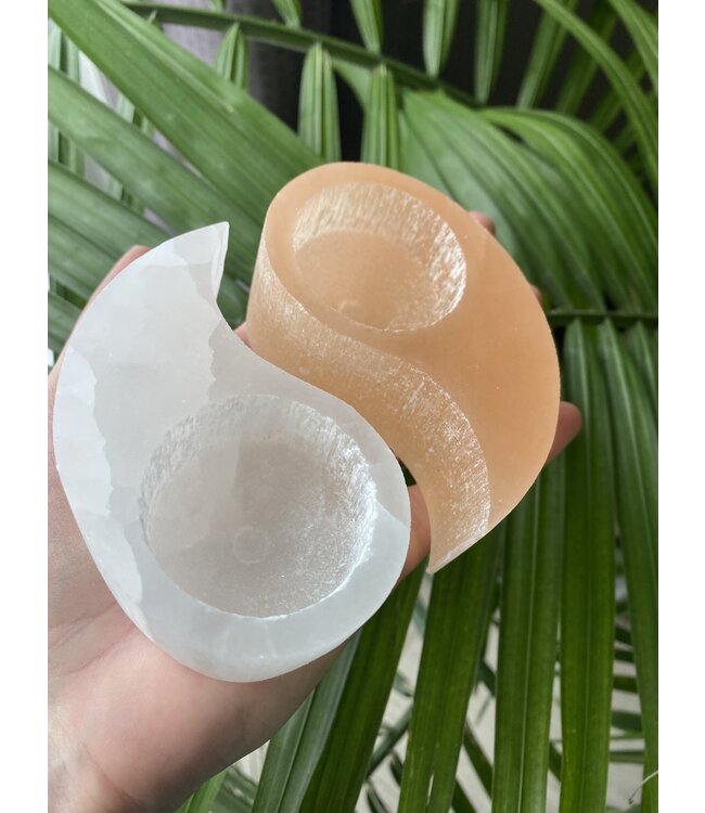 Selenite Candle Holder, Ying Yang