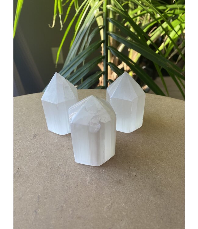 Selenite Point 6cm *disc.*