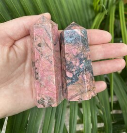 Rhodonite Point, Size XX-Large [125-149gr]