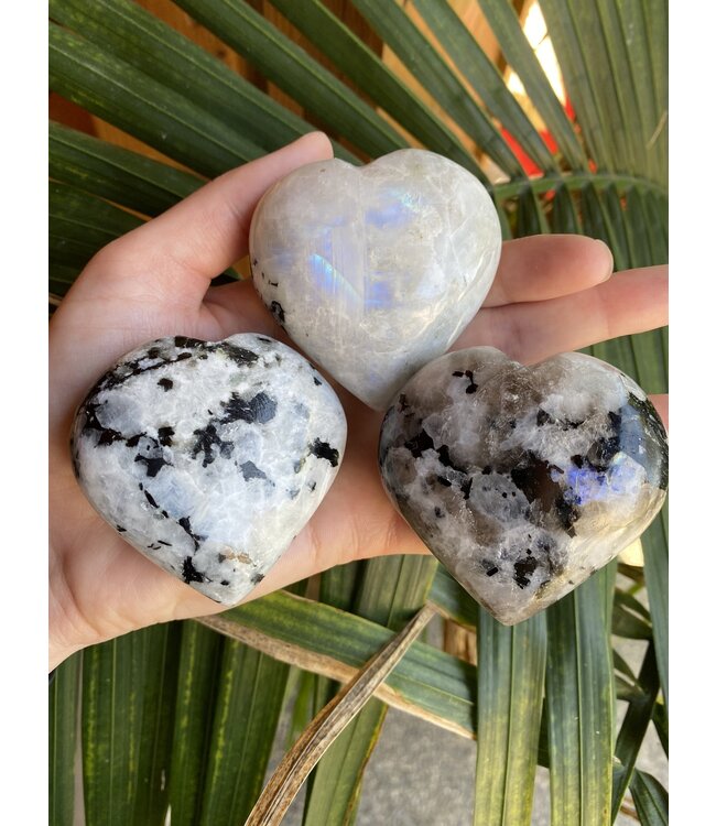 Rainbow Moonstone Heart, Size Large [125-149gr]