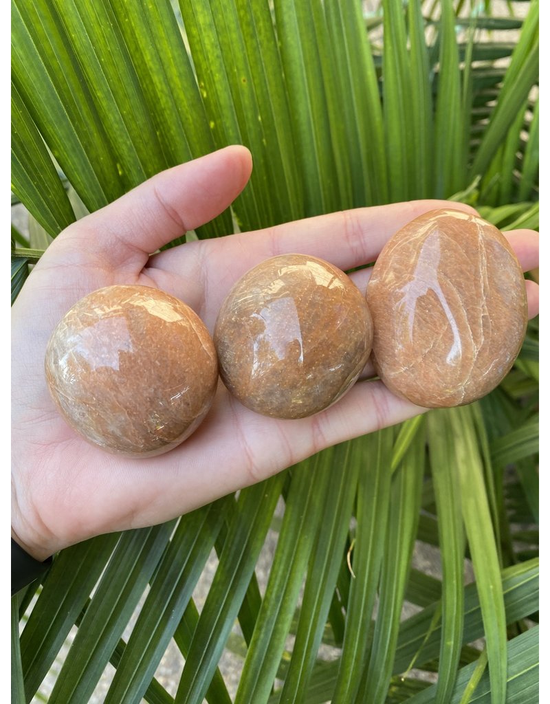 Peach moonstone deals