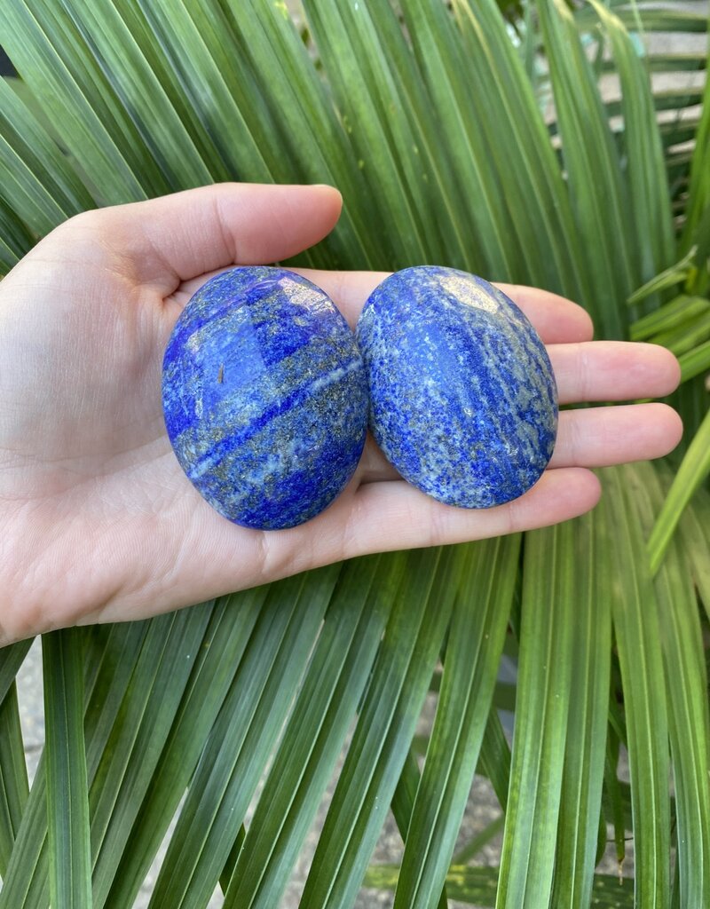 Lapis Lazuli Palm Stone, Size Medium [100-124gr]