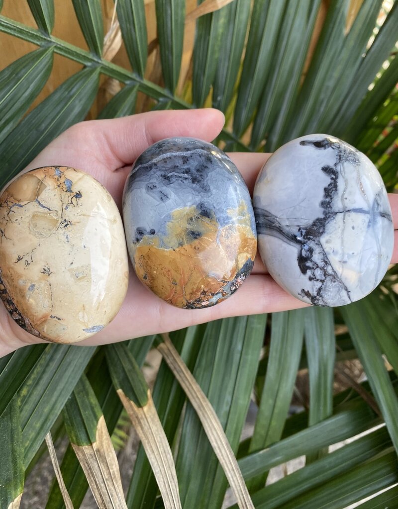 Maligano Jasper Palm Stone, Size Large [125-149gr] *disc.*