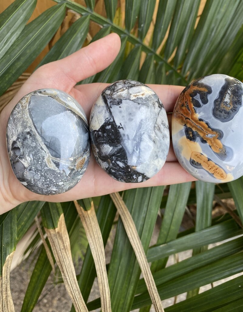 Maligano Jasper Palm Stone, Size Large [125-149gr] *disc.*