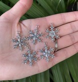 Snowflake Charm #3 Antique Silver 28mm x 24mm 5 Pack *disc.*