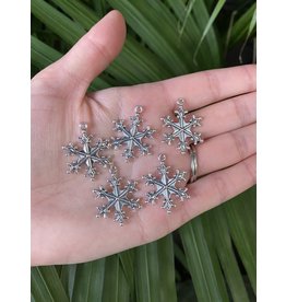 Snowflake Charm #3 Antique Silver 28mm x 24mm 5 Pack