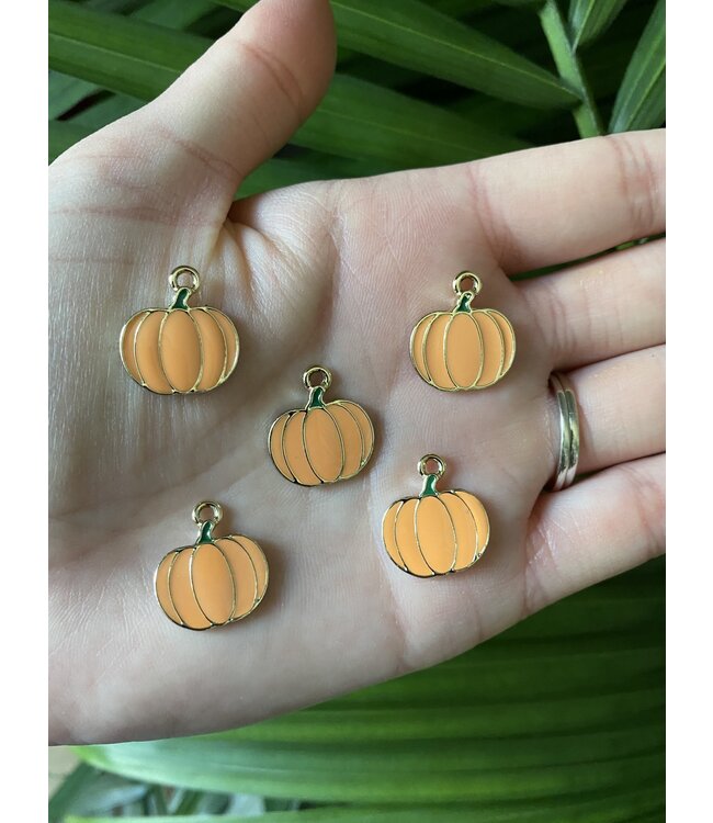 Pumpkin Charm Orange Enamel Light Gold Metal 18.5mm x 16mm 5 Pack *disc.*