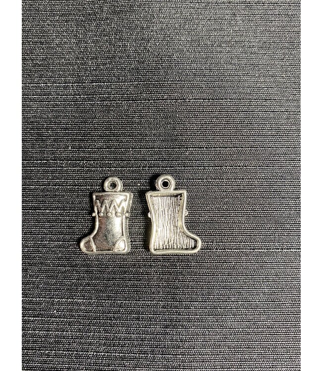 Christmas Stocking Charm #3 Antique Silver 17mm x 11mm 5 Pack *disc.*