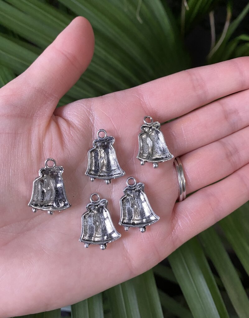 Christmas Bells Charm #1 Antique Silver 22mm x 16mm 5 Pack *disc.*