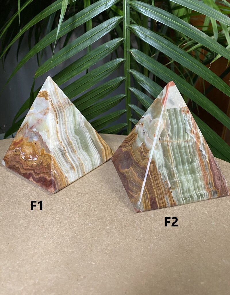 Green Banded Calcite (Green Onyx) Pyramids, F2 [1000gr-1024gr] *disc.*