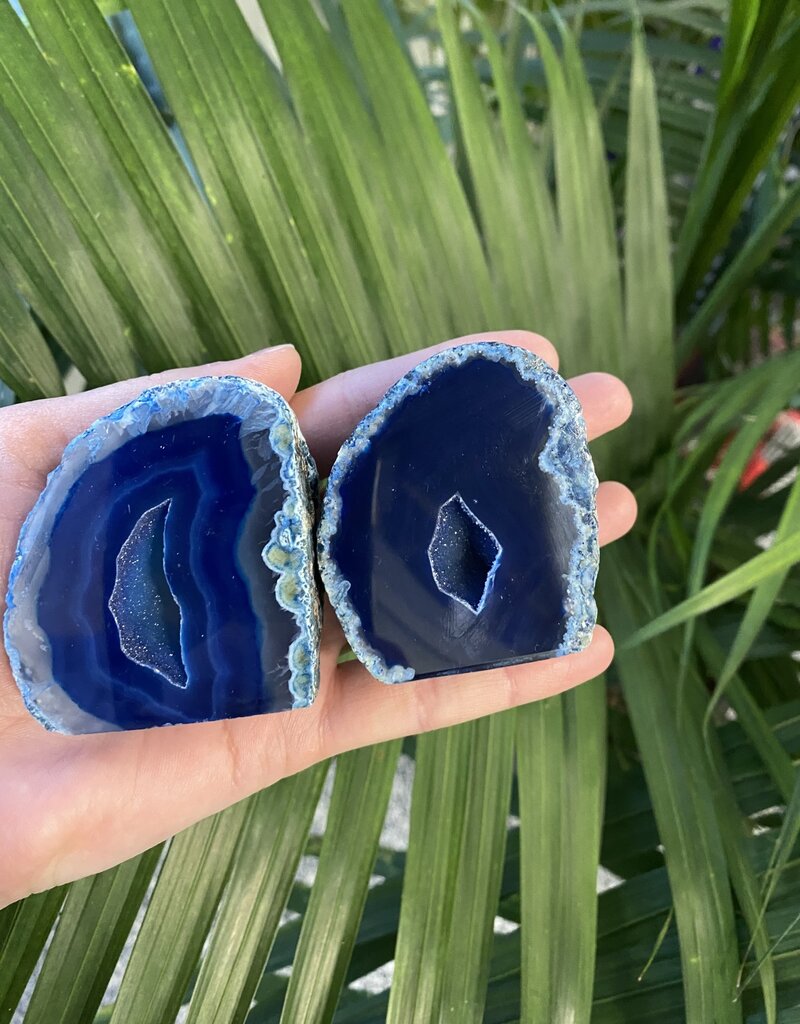 Blue Agate Geode Cut Base Size 2 [100-199gr]