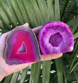 Pink Agate Geode Cut Base Size 3 [200-299gr]