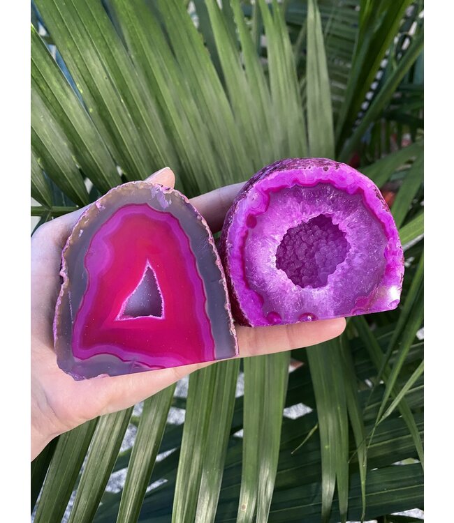 Pink Agate Geode Cut Base Size 3 [200-299gr]