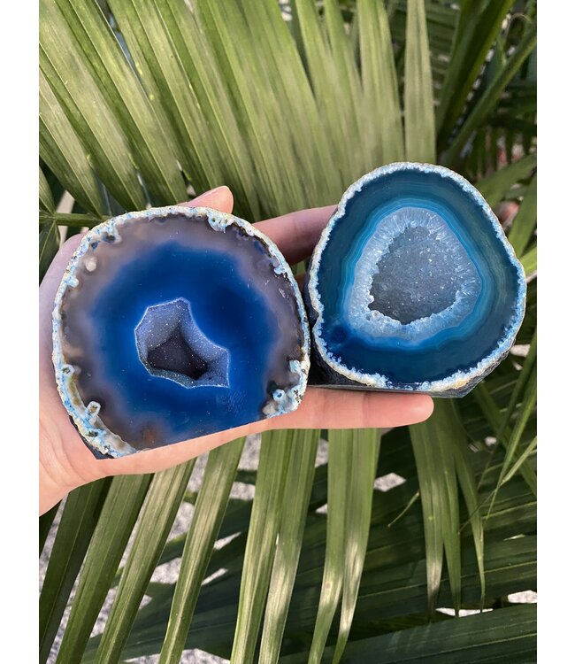 Teal Agate Geode Cut Base Size 4 [300-399gr]