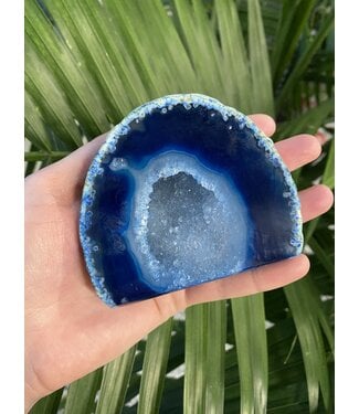 Blue Agate Geode Cut Base Size 4 [300-399gr]